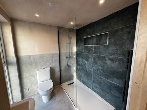 Ensuite in Kidderminster loft conversion